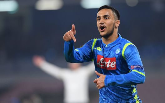NAPLES, ITALY - FEBRUARY 21: Adam Ounas of SSC Napoli celebrates after scoring the 2-0 goal during the UEFA Europa League Round of 32 Second Leg match between SSC Napoli v FC Zurich at Stadio San Paolo on February 21, 2019 in Naples, Italy. (Photo by Francesco Pecoraro/Getty Images) Napoli, Spalletti perde pezzi: out un esterno offensivo per Firenze?- immagine 2