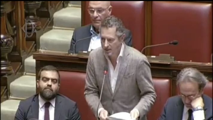 Borrelli conferma: “Il morto non c’entra con i festeggiamenti, è agguato di camorra” - immagine 1