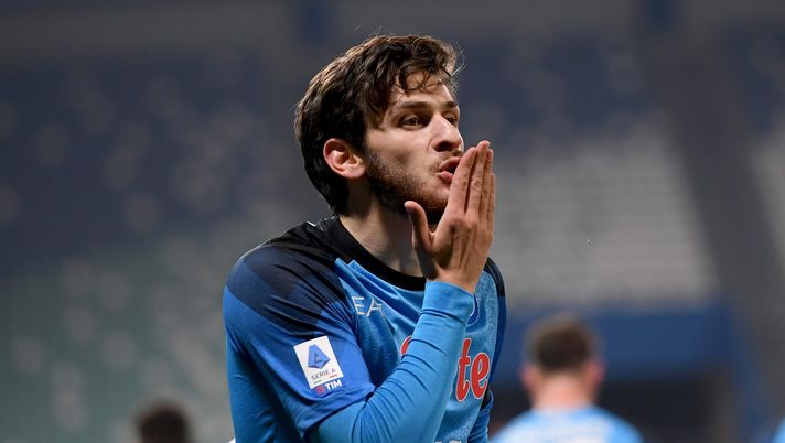 REGGIO NELL'EMILIA, ITALY - FEBRUARY 17: Khvicha Kvaratskhelia of SSC Napoli celebrates after scoring their first side goal during the Serie A match between US Sassuolo and SSC Napoli at Mapei Stadium - Citta' del Tricolore on February 17, 2023 in Reggio nell'Emilia, Italy. (Photo by Alessandro Sabattini/Getty Images) kvara