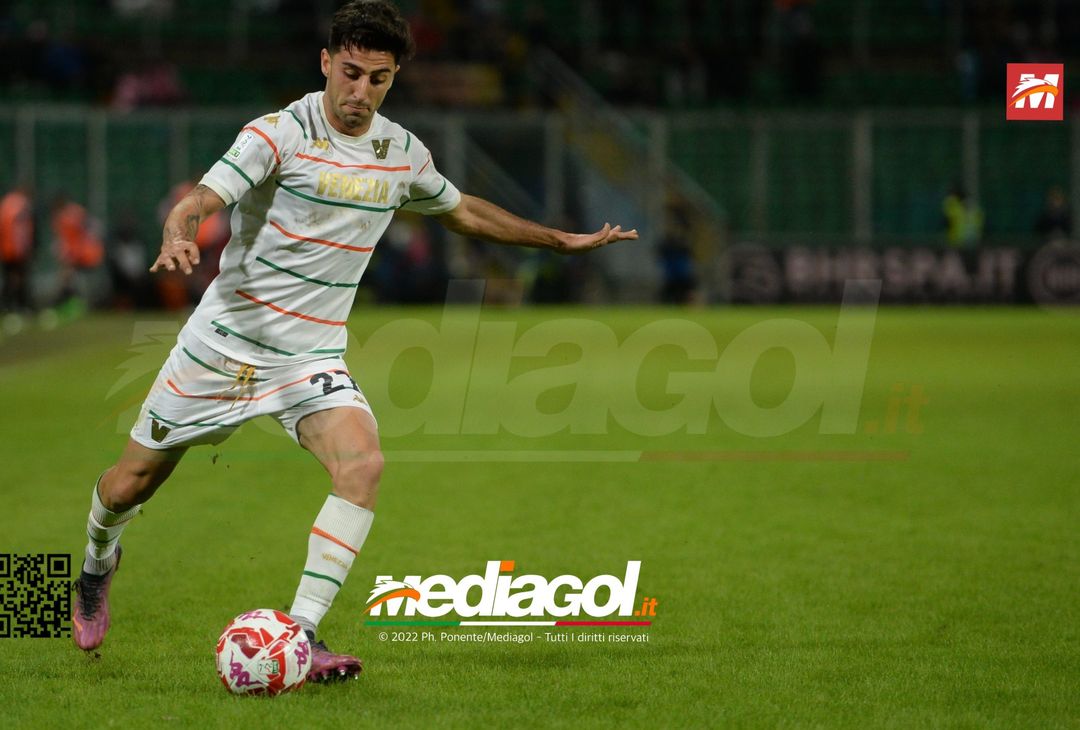 FOTO Palermo-Venezia 0-1, 14ª giornata di Serie B 2022-2023 (Gallery) - immagine 27