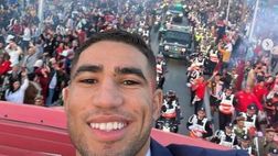 Marocco, che festa per la Nazionale di Hakimi. Lui: “Amore incondizionato, grazie”
