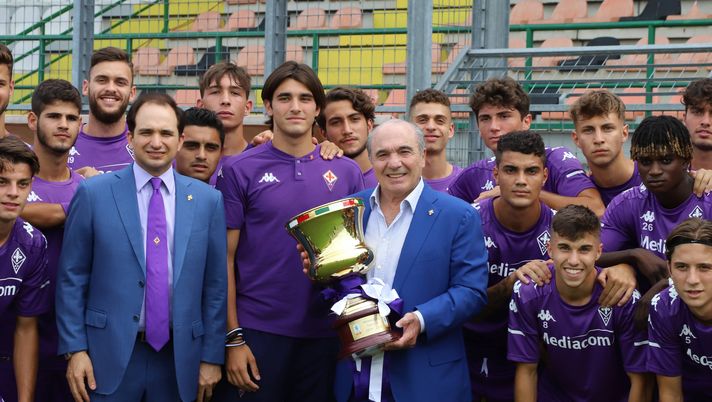 GERMOGLI PH: 19 SETTEMBRE 2020  FIRENZE STADIO  BOZZI CAMPIONATO PRIMAVERA FIORENTINA VS BOLOGNA NELLA FOTO ROCCO E GIUSEPPE COMMISSO CON IL PRIMO TROFEO VINTO 