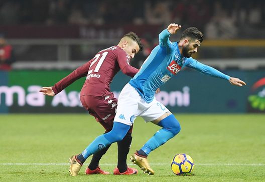 TURIN, ITALY - DECEMBER 16: Player of SSC Napoli Elseid Hysaj vies with Torino FC player Alex Berenguer during the Serie A match between Torino FC and SSC Napoli at Stadio Olimpico di Torino on December 16, 2017 in Turin, Italy. (Photo by Francesco Pecoraro/Getty Images) TURIN, ITALY - DECEMBER 16: Player of SSC Napoli Elseid Hysaj vies with Torino FC player Alex Berenguer during the Serie A match between Torino FC and SSC Napoli at Stadio Olimpico di Torino on December 16, 2017 in Turin, Italy. (Photo by Francesco Pecoraro/Getty Images)