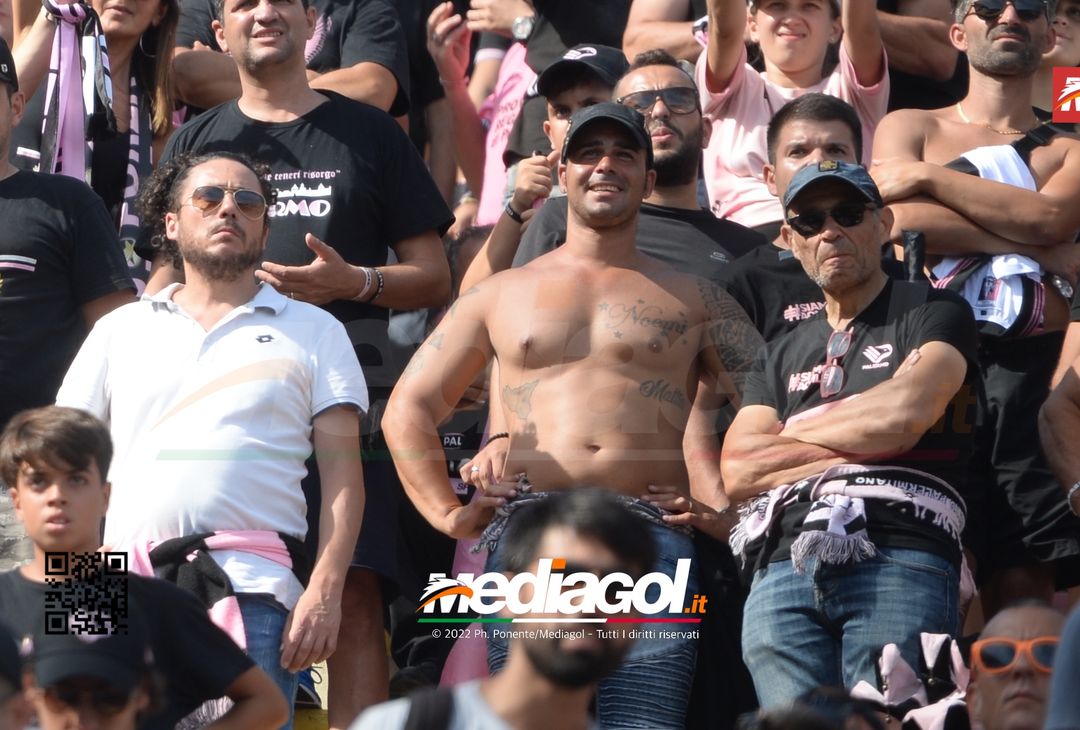FOTOTIFO, Reggina-Palermo 3-0: i tifosi allo stadio “Oreste Granillo” (Gallery) - immagine 30