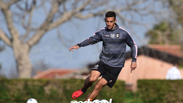 PALERMO, ITALY - MARCH 06: Ivaylo Chochev in action during a US Citta' di Palermo training session at Tenente Carmelo Onorato Sports Center on March 06, 2019 in Palermo, Italy. (Photo by Tullio M. Puglia/Getty Images) PALERMO, ITALY - MARCH 06: Ivaylo Chochev in action during a US Citta' di Palermo training session at Tenente Carmelo Onorato Sports Center on March 06, 2019 in Palermo, Italy. (Photo by Tullio M. Puglia/Getty Images)