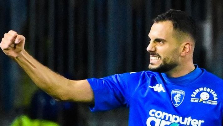 Empoli's Albanian midfielder Nedim Bajrami celebrates after scoring an equalizer during the Italian Serie A football math between Empoli and AC Milan on October 1, 2022 at the Carlo-Castellani stadium in Empoli. (Photo by Alberto PIZZOLI / AFP) (Photo by ALBERTO PIZZOLI/AFP via Getty Images) Bajrami: “Quanti gol voglio fare! Cerco bonus per fare felici i fantallenatori, mi scrivono…” - immagine 1