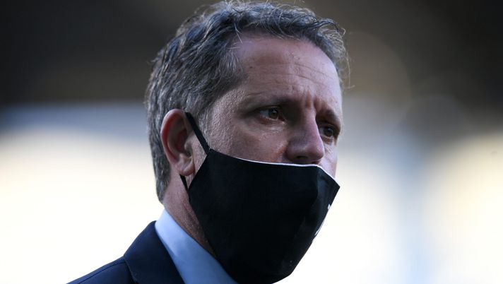 REGGIO NELL'EMILIA, ITALY - MAY 12: Fabio Paratici, Chief Football Officer at Juventus looks on prior to the Serie A match between US Sassuolo and Juventus at Mapei Stadium - Città del Tricolore on May 12, 2021 in Reggio nell'Emilia, Italy. Sporting stadiums around Italy remain under strict restrictions due to the Coronavirus Pandemic as Government social distancing laws prohibit fans inside venues resulting in games being played behind closed doors. (Photo by Alessandro Sabattini/Getty Images) paratici tottenham