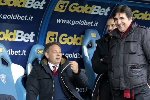 EMPOLI, ITALY - FEBRUARY 05: Sinisa Mihajlovic manager of FC Torino looks on and Urbano Cairo President of FC Torino (R) during the Serie A match between Empoli FC and FC Torino at Stadio Carlo Castellani on February 5, 2017 in Empoli, Italy. (Photo by Gabriele Maltinti/Getty Images) EMPOLI, ITALY - FEBRUARY 05: Sinisa Mihajlovic manager of FC Torino looks on and Urbano Cairo President of FC Torino (R) during the Serie A match between Empoli FC and FC Torino at Stadio Carlo Castellani on February 5, 2017 in Empoli, Italy. (Photo by Gabriele Maltinti/Getty Images)