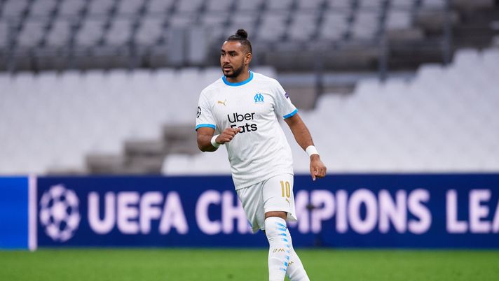 MARSEILLE, FRANCE - OCTOBER 27: Dimitri Payet of Olympique de Marseille looks on during the UEFA Champions League Group C stage match between Olympique de Marseille and Manchester City at Stade Velodrome on October 27, 2020 in Marseille, France. Football Stadiums around Europe remain empty due to the Coronavirus Pandemic as Government social distancing laws prohibit fans inside venues resulting in fixtures being played behind closed doors. (Photo by Alex Caparros/Getty Images) MARSEILLE, FRANCE - OCTOBER 27: Dimitri Payet of Olympique de Marseille looks on during the UEFA Champions League Group C stage match between Olympique de Marseille and Manchester City at Stade Velodrome on October 27, 2020 in Marseille, France. Football Stadiums around Europe remain empty due to the Coronavirus Pandemic as Government social distancing laws prohibit fans inside venues resulting in fixtures being played behind closed doors. (Photo by Alex Caparros/Getty Images)