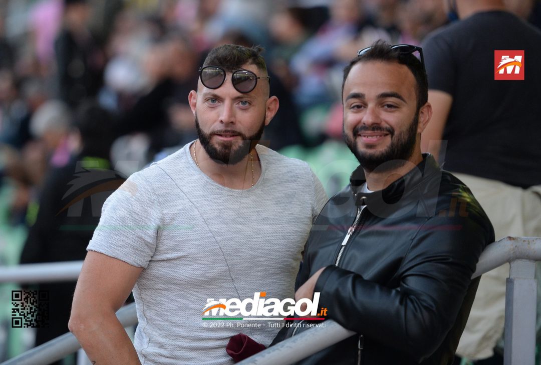 Fototifo, i tifosi allo stadio per Palermo-Virtus Entella 2-2 (gallery) - immagine 102
