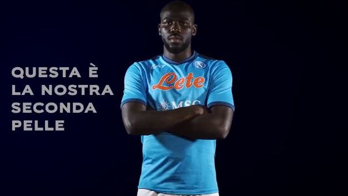 FOTO La scelta clamorosa di De Laurentiis: EA7 solo per prima squadra e primavera! 