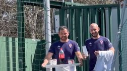 VIDEO – Quarta e Torreira sfottono i fisioterapisti: “Più bravi come camerieri”