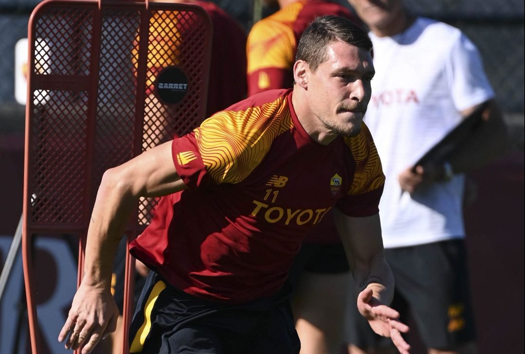 Trigoria, la Roma torna in campo in vista della sfida col Verona – FOTO GALLERY - immagine 13