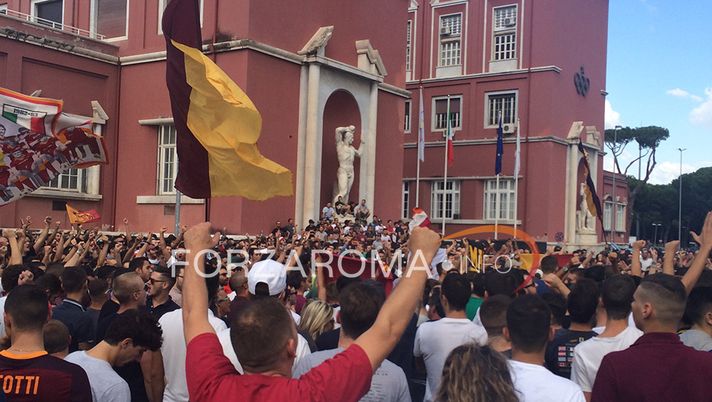 Manifestazione Curva Sud, in arrivo Daspo e denunce Manifestazione Curva Sud, in arrivo Daspo e denunce - immagine 1