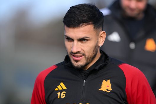 La Roma vola a Riyad. De Rossi cambia il mercato: idea Bakker e Azmoun non si muove- immagine 2