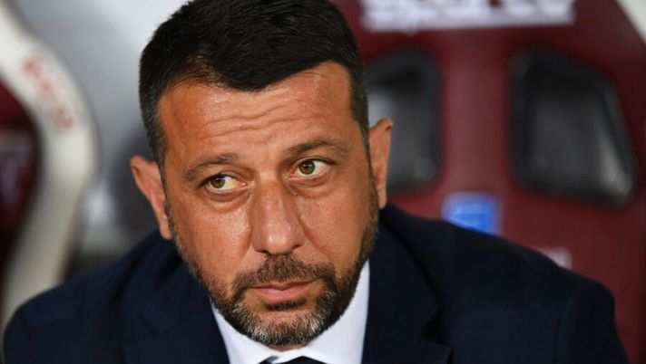 TURIN, ITALY - MAY 03: Roberto D'Aversa, Head Coach of Parma Calcio 1913 looks on prior to the Serie A match between Torino FC and Parma Calcio at Stadio Olimpico di Torino on May 03, 2021 in Turin, Italy. Sporting stadiums around Italy remain under strict restrictions due to the Coronavirus Pandemic as Government social distancing laws prohibit fans inside venues resulting in games being played behind closed doors. (Photo by Valerio Pennicino/Getty Images) D’Aversa-Sampdoria, ci siamo: la confessione dell’allenatore agli amici - immagine 1