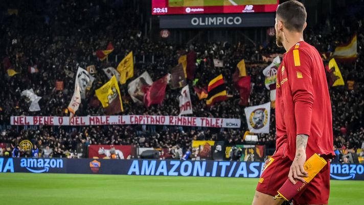 Cede il rigore e segna in contropiede. La Sud esalta capitan Pellegrini - immagine 1