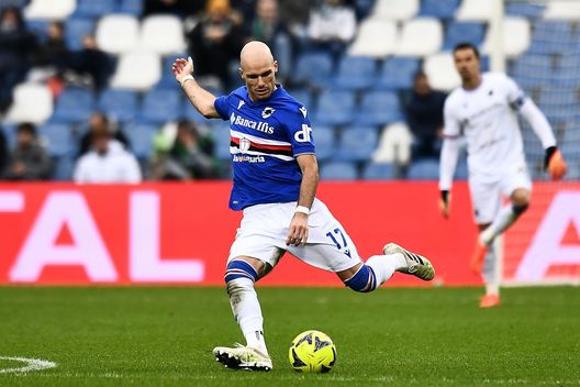 (Photo by Alessandro Sabattini/Getty Images) Sampdoria, Stankovic verso la rivoluzione in difesa: contro il Napoli due cambi- immagine 2