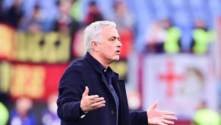 La risposta a Mou e agli anti Var: “Il calcio è cambiato, imparate le regole” - immagine 1