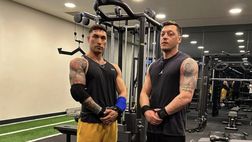 Ozil, culturismo virale: ma come è cambiato in un anno…