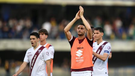 VERONA, ITALY - MAY 14: Rolando Mandragora of Torino applauds the fans following victory in the Serie A match between Hellas and Torino FC at Stadio Marcantonio Bentegodi on May 14, 2022 in Verona, Italy. (Photo by Alessandro Sabattini/Getty Images)