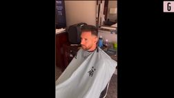 VIDEO / Taglio dei capelli per Messi: ecco il nuovo look della Pulce