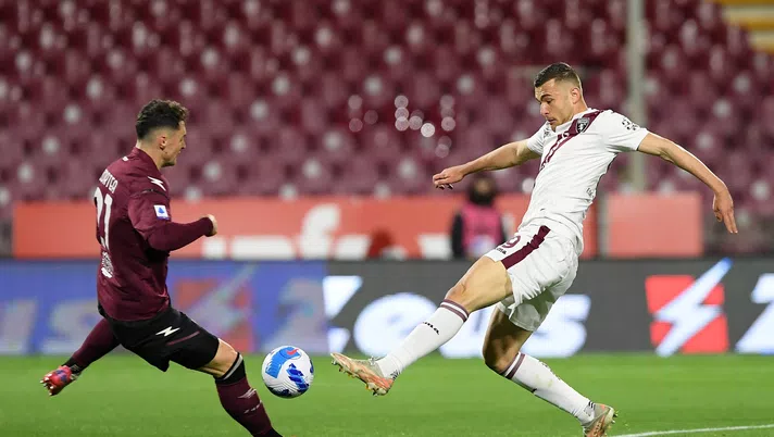 Toro, Buongiorno “festeggia” sui social: “+ 3 punti in classifica e +5 in testa” - immagine 1