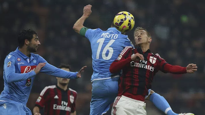 Un'immagine di Milan - Napoli dello scorso campionato (credits: GETTY Images)