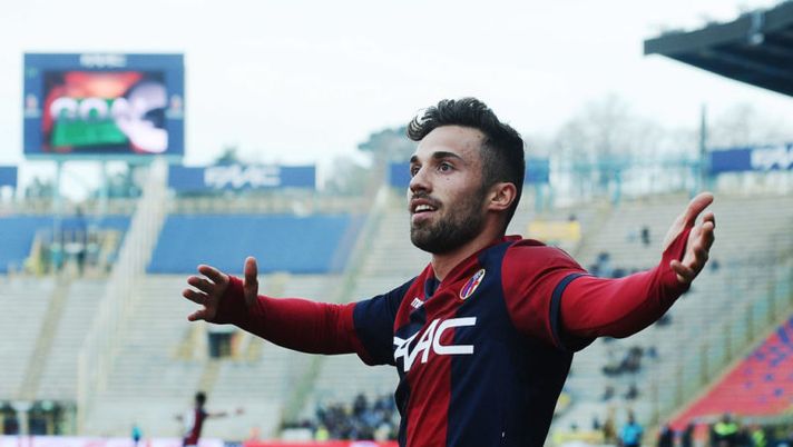 BOLOGNA, ITALY - MARCH 19: Federico Di Francesco # 14 of Bologna FC celebrates after scoring his team's fourth goal during the Serie A match between Bologna FC and AC ChievoVerona at Stadio Renato Dall'Ara on March 19, 2017 in Bologna, Italy. (Photo by Mario Carlini / Iguana Press/Getty Images) Bologna, sorpresa Di Francesco: è tornato in gruppo! Ancora ai box Palacio - immagine 1