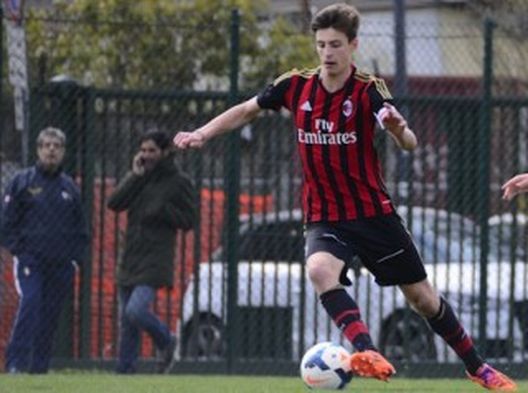 Matteo Gabbia, giovane promessa del Milan - fonte www.lombardiaingol.it Matteo Gabbia, giovane promessa del Milan - fonte www.lombardiaingol.it