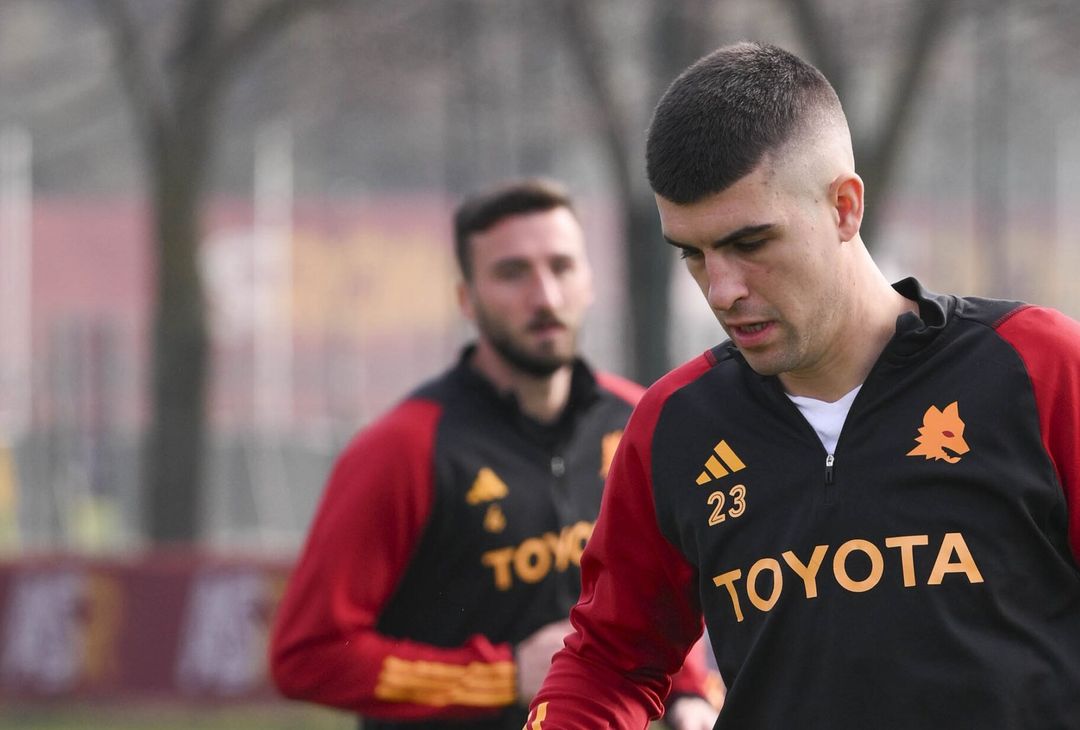 Roma, la rifinitura alla vigilia del match contro la Salernitana – FOTOGALLERY - immagine 18