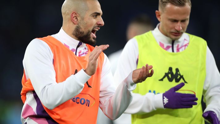 ROME, ITALY - JANUARY 29: Sofyan Amrabat of ACF Fiorentina warms up prior to up prior to the Serie A match between SS Lazio and ACF Fiorentina at Stadio Olimpico on January 29, 2023 in Rome, Italy. (Photo by Paolo Bruno/Getty Images) Amrabat