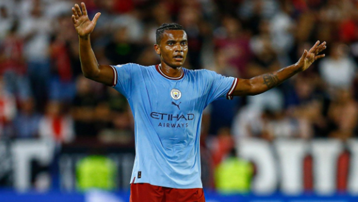 Akanji uomo derby, gioca nel Manchester City ma ammette: “Da piccolo tifavo United” Akanji uomo derby, gioca nel Manchester City ma ammette: “Da piccolo tifavo United” - immagine 1