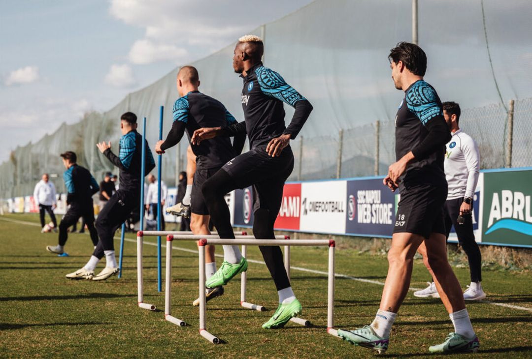 GALLERY La prima seduta diretta da Calzona: tutte le foto dell’allenamento - immagine 6