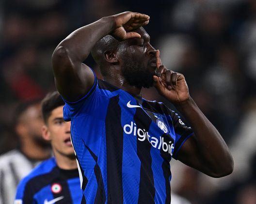 TURIN, ITALY - APRIL 04: Romelu Lukaku of FC Internazionale celebrates after scoring the goal during the Coppa Italia semi final match between Juventus FC and FC Internazionale at Allianz Stadium on April 04, 2023 in Turin, Italy. (Photo by Mattia Ozbot - Inter/Inter via Getty Images ) Scanagatta: “Abbiamo dimostrato di poter affrontare l’Inter. Ecco perché”- immagine 2