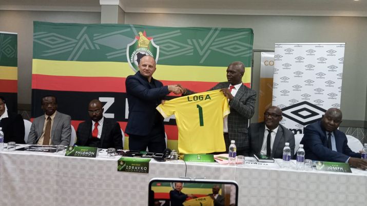 Camerun-Zimbabwe, accuse di &#8220;stregoneria&#8221; per un pipistrello morto a metà campo 
