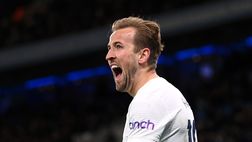 Kane, altra doppietta: supera Henry nella classifica marcatori all time Premier League