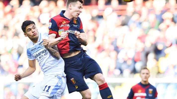 GENOA, ITALY - FEBRUARY 17: Joaquin Correa of Lazio (left) and Lukas Lerager of Genoa vie for the ball during the Serie A match between Genoa CFC and SS Lazio at Stadio Luigi Ferraris on February 17, 2019 in Genoa, Italy. (Photo by Paolo Rattini/Getty Images) GENOA, ITALY - FEBRUARY 17: Joaquin Correa of Lazio (left) and Lukas Lerager of Genoa vie for the ball during the Serie A match between Genoa CFC and SS Lazio at Stadio Luigi Ferraris on February 17, 2019 in Genoa, Italy. (Photo by Paolo Rattini/Getty Images)