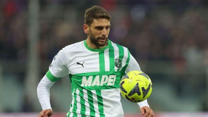 FLORENCE, ITALY - JANUARY 07: Domenico Berardi of US Sassuolo in action during the Serie A match between ACF Fiorentina and US Sassuolo at Stadio Artemio Franchi on January 7, 2023 in Florence, Italy. (Photo by Gabriele Maltinti/Getty Images) Sassuolo, prove di formazione aspettando Pinamonti: da Lopez a Berardi, le ultime - immagine 1