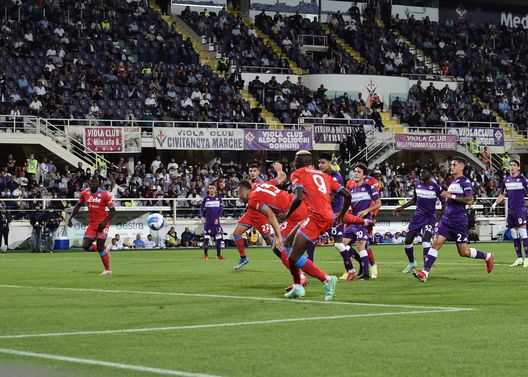 (Photo by SSC NAPOLI/SSC NAPOLI via Getty Images) Napoli-Fiorentina, all’andata vittoria in rimonta degli azzurri con Rrahmani-Lozano- immagine 2