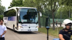 VIDEO Padova-Palermo, il pullman dei biancoscudati arriva all’Euganeo