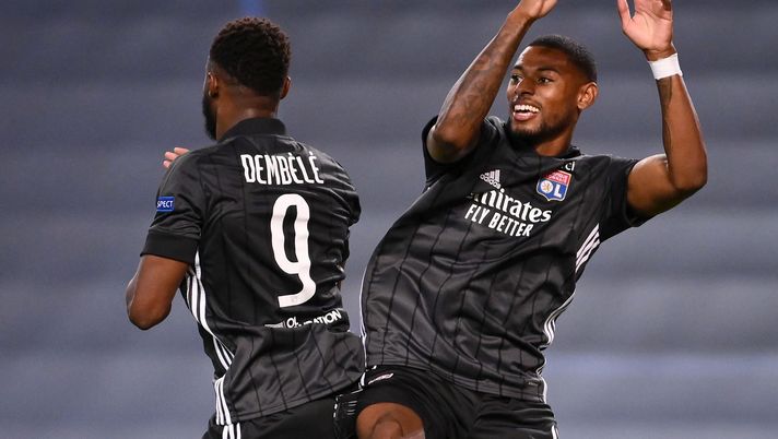 LISBON, PORTUGAL - AUGUST 15: Moussa Dembele of Olympique Lyon celebrates with te after scoring his team's third goal during the UEFA Champions League Quarter Final match between Manchester City and Lyon at Estadio Jose Alvalade on August 15, 2020 in Lisbon, Portugal. (Photo by Franck Fife/Pool via Getty Images) LISBON, PORTUGAL - AUGUST 15: Moussa Dembele of Olympique Lyon celebrates with te after scoring his team's third goal during the UEFA Champions League Quarter Final match between Manchester City and Lyon at Estadio Jose Alvalade on August 15, 2020 in Lisbon, Portugal. (Photo by Franck Fife/Pool via Getty Images)