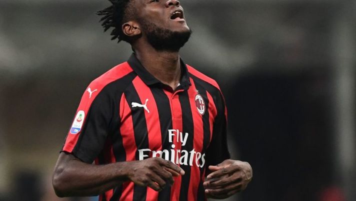 AC Milan's Ivorian midfielder Franck Kessie reacts after missing a goal during the Italian Serie A football match AC Milan vs Napoli on January 26, 2019 at the San Siro stadium in Milan. (Photo by Miguel MEDINA / AFP) (Photo credit should read MIGUEL MEDINA/AFP/Getty Images) Il Milan è pronto a vendere Kessié subito. Ma Franck non fa come Cutrone - immagine 1