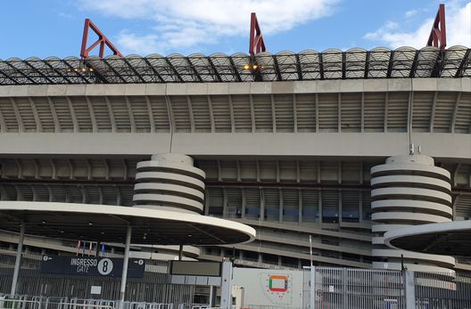 Si accende qualche luce...ma non è la solita settimana derby... Si accende qualche luce...ma non è la solita settimana derby...