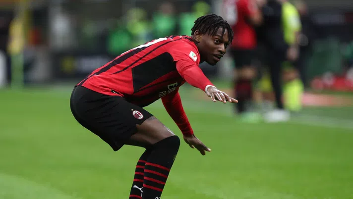 MILAN, ITALY - FEBRUARY 09: Rafael Leao of AC Milan celebrates after scoring the opening goal during the Coppa Italia match between AC Milan ac SS Lazio at Stadio Giuseppe Meazza on February 09, 2022 in Milan, Italy. (Photo by Marco Luzzani/Getty Images)