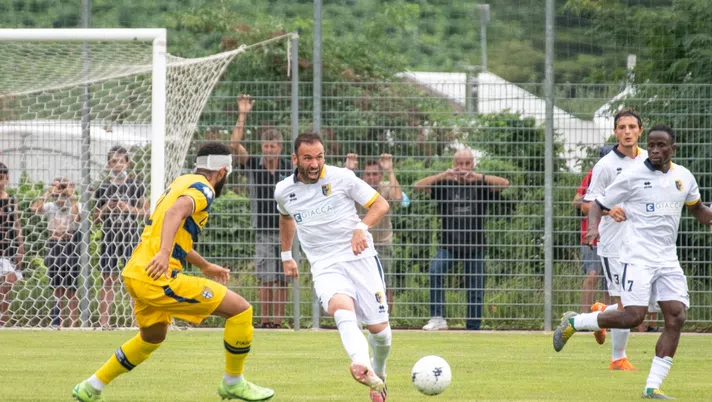 Trento, Barbuti segna il primo gol a Buffon