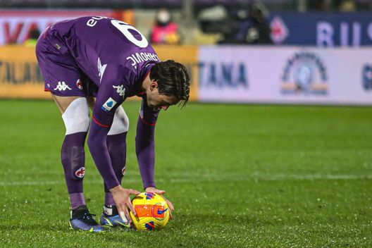 GERMOGLI PH: 17 GENNAIO 2022 FIRENZE STADIO ARTEMIO FRANCHI CAMPIONATO SERIE A TIM 2021/2022 FIORENTINA VS GENOA NELLA GOL ESULTANZA VLAHOVIC VN – Vlahovic-Juve: pista calda, ma tutto rimandato all’estate. Il punto- immagine 2