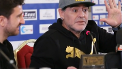 Maradona, lo storico massaggiatore: “Lo hanno lasciato morire”. Nuove ombre sulla scomparsa del campione