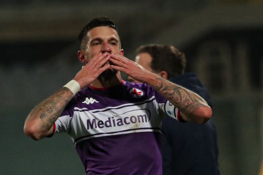GERMOGLI PH: 17 GENNAIO 2022 FIRENZE STADIO ARTEMIO FRANCHI CAMPIONATO SERIE A TIM 2021/2022 FIORENTINA VS GENOA NELLA FOTO ESULTANZA GOL BIRAGHI Biraghi: “E’ servito tempo, ma ora i tifosi mi amano. Stiamo crescendo tanto”- immagine 2