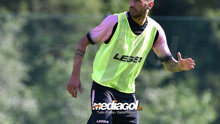 BELLUNO, ITALY - JULY 18:  Roberto Pirrello in action during a training session at the US Citta' di Palermo training camp on July 18, 2018 in Belluno, Italy.  (Photo by Tullio M. Puglia/Getty Images) 